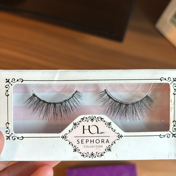 Sephora & Velour Lashes Various Sizes - Picture 4 of 4